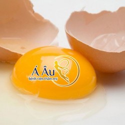 Trứng gà giúp da mặt được căng mịn, săn chắc và hồng hào.